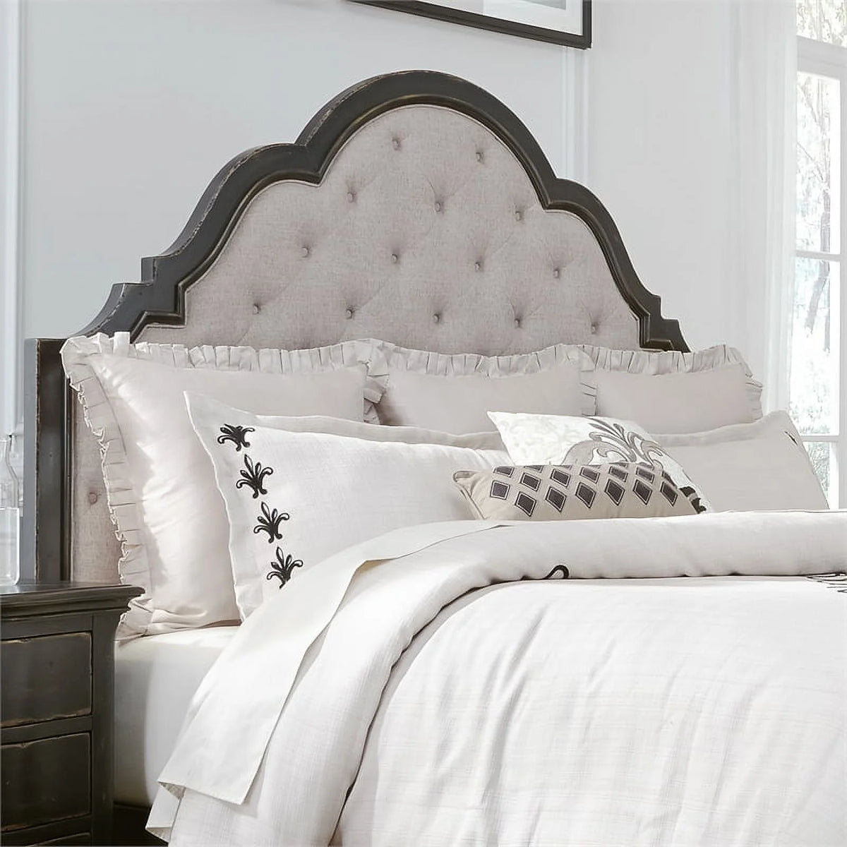 Black Queen Uph Headboard K6863