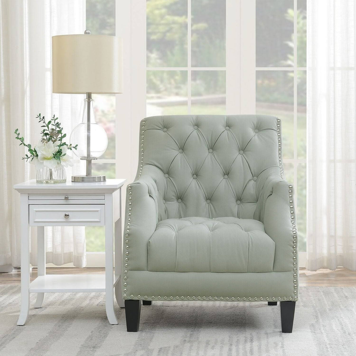 Light Gray Tufted Accent Chair R67452