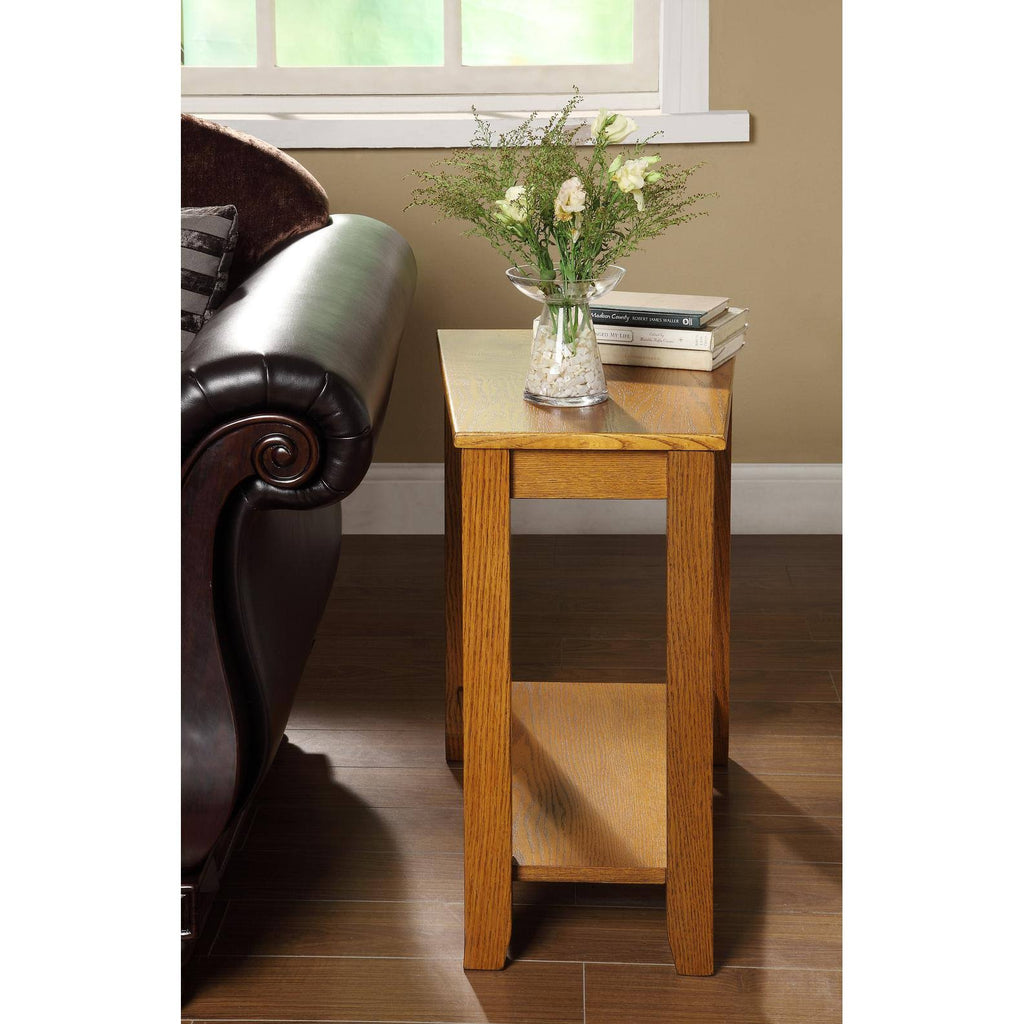 Oak Finish Wooden Side Table U99779