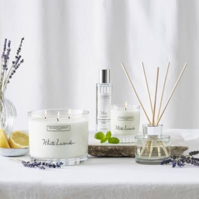 White Lavender Large Candle O797