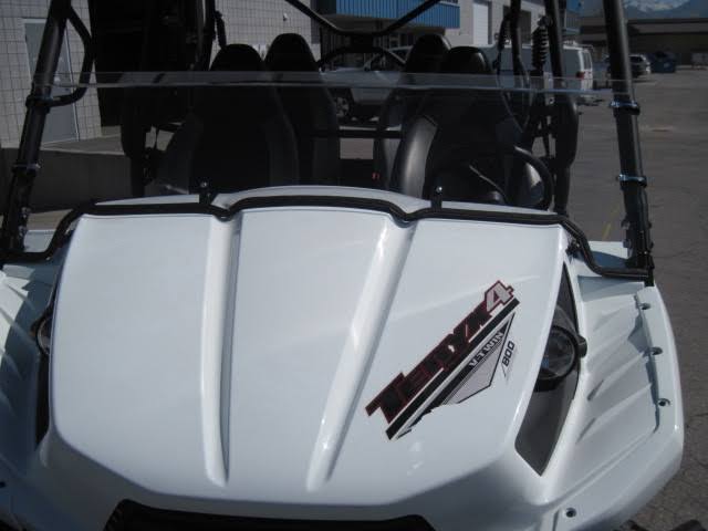 Windshield M937677