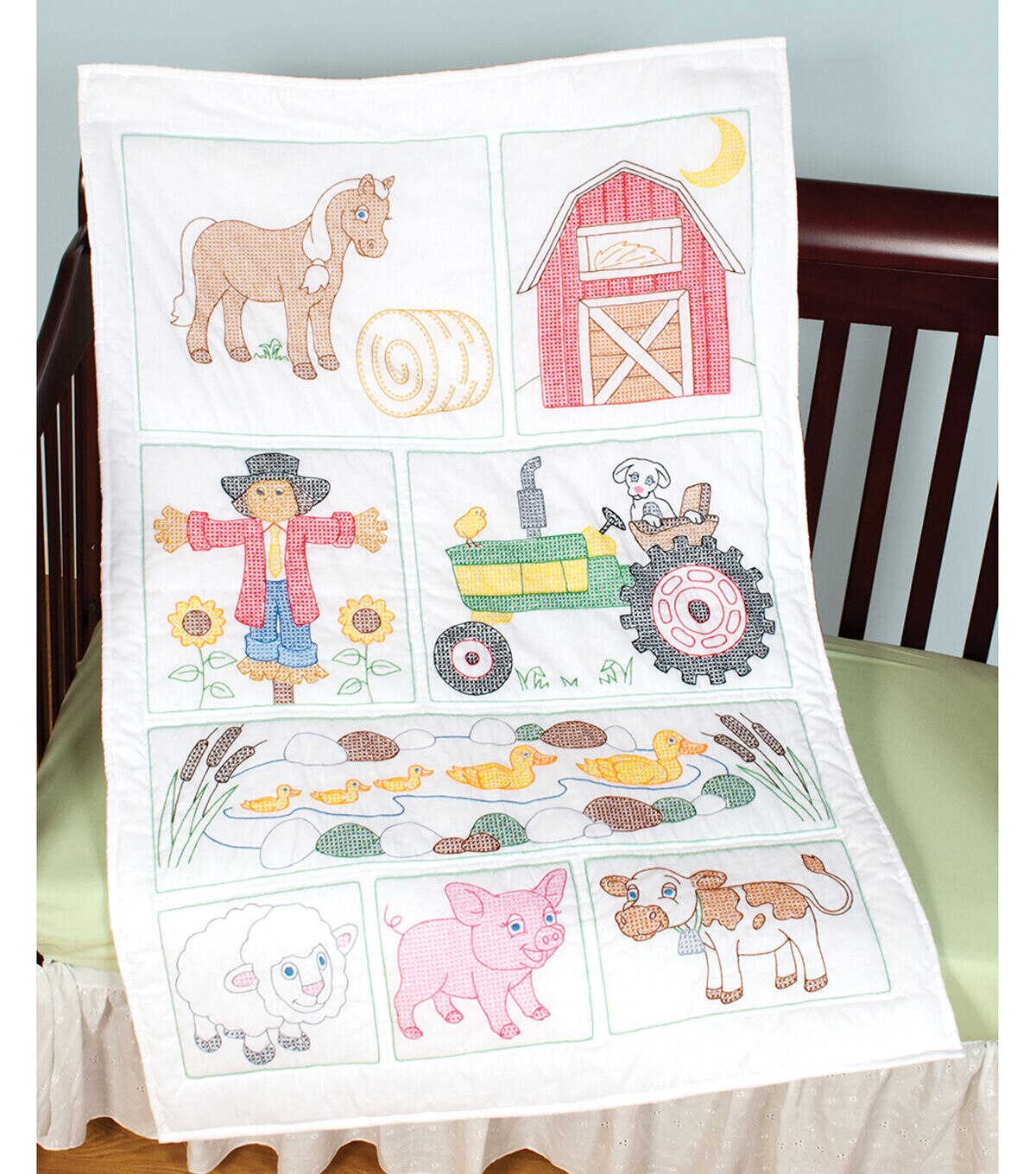 40 x 60 Stamped Crib Quilt Top Q4564