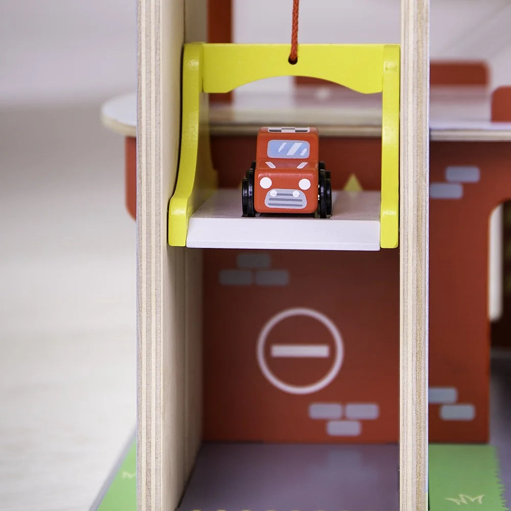 Park & Play Garage R37988