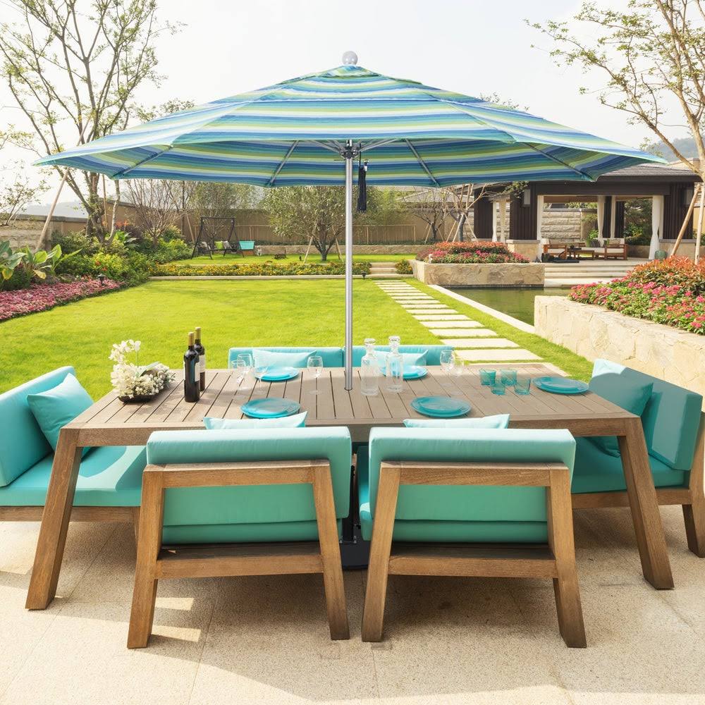 11 ft. Fiberglass White Market Umbrella D10492